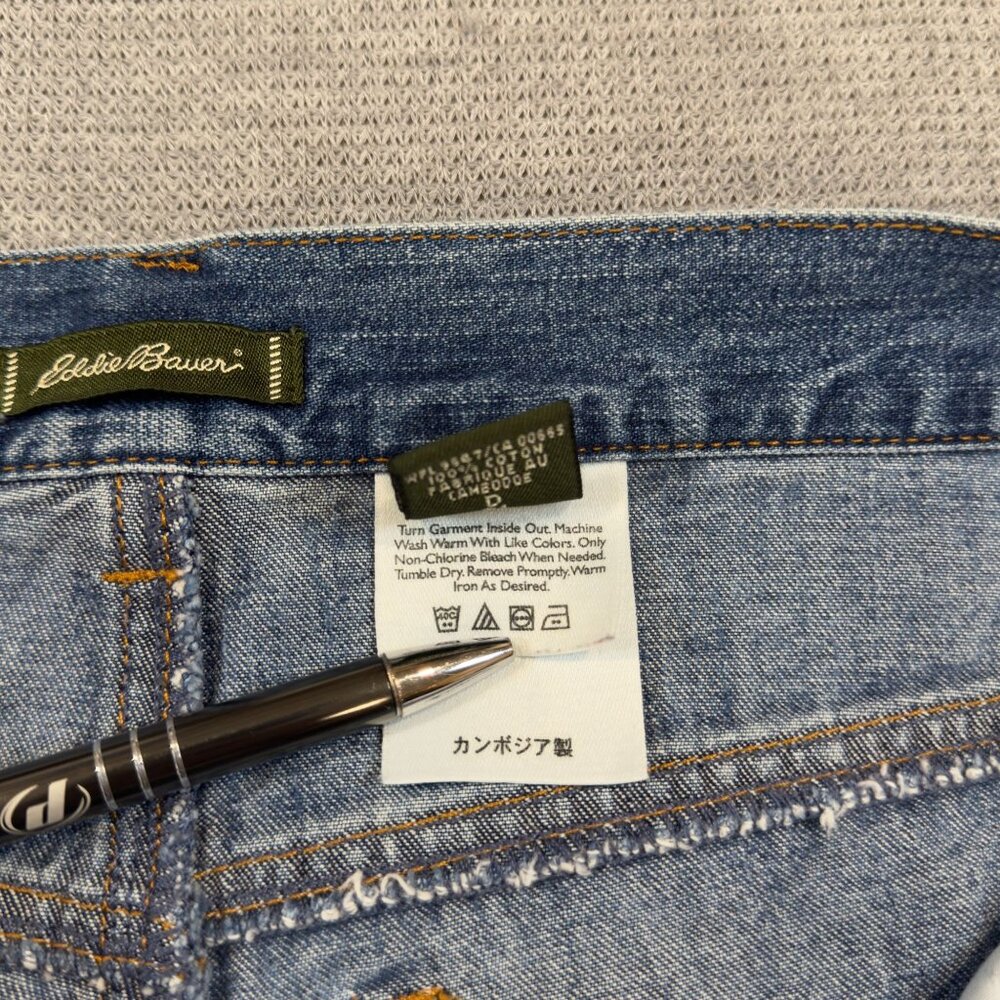 Eddie Bauer Cropped Jeans Womens Petite 12 Relaxed Fit Blue Denim 100% Cotton - Picture 14 of 14